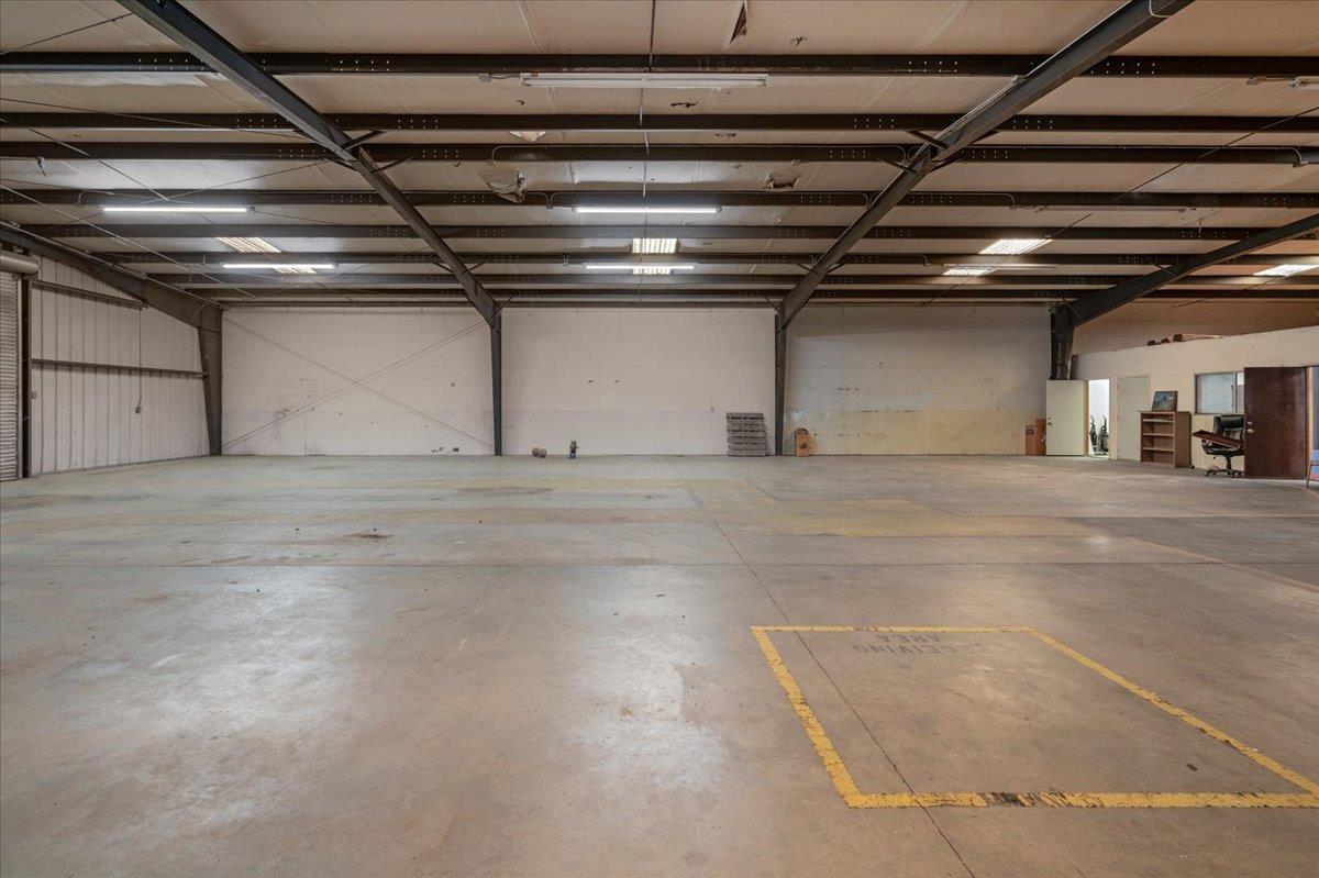 150 W Glenn Ave, Coalinga, CA 93210