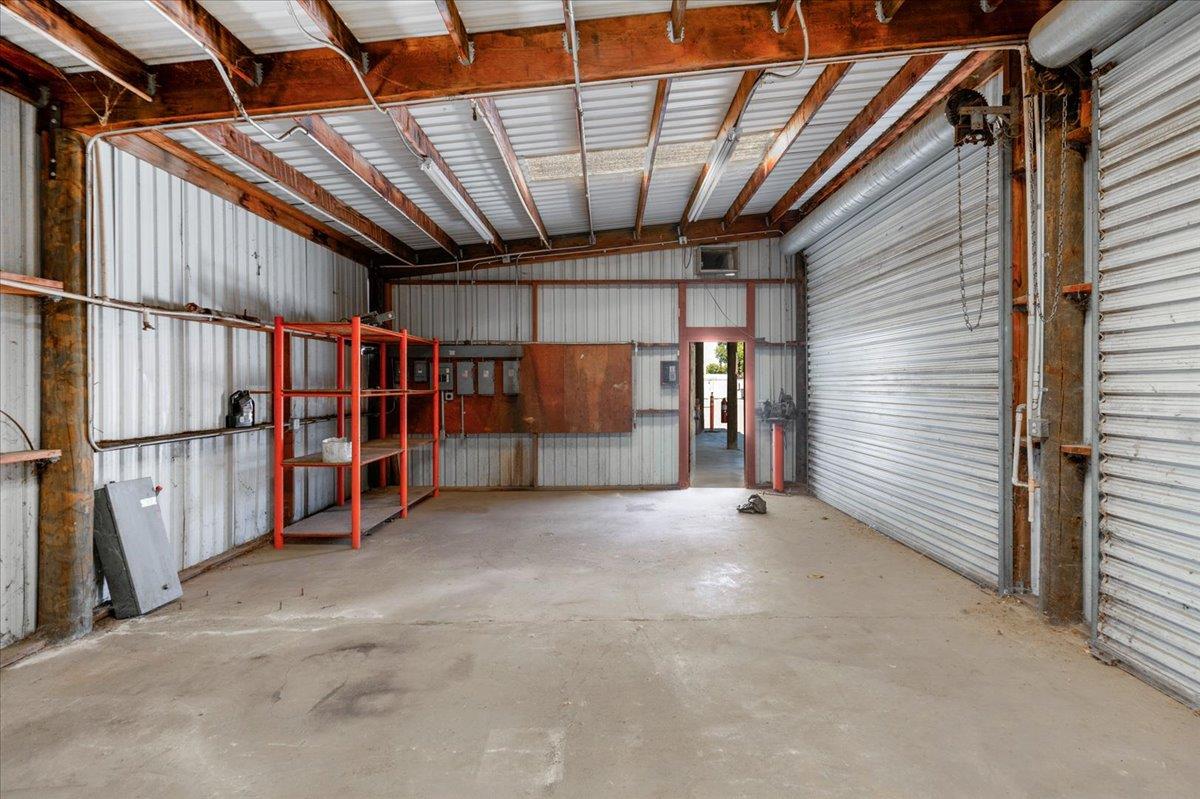 150 W Glenn Ave, Coalinga, CA 93210