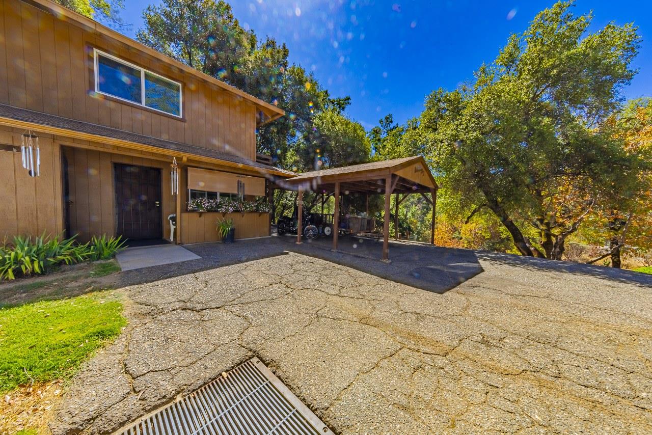 38601 Bon Veu Cir, Oakhurst, CA 93644