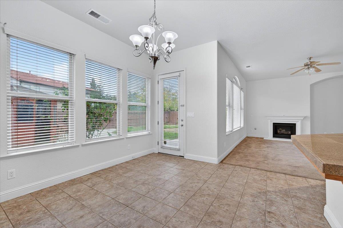 6518 W Dovewood Ln, Fresno, CA 93723