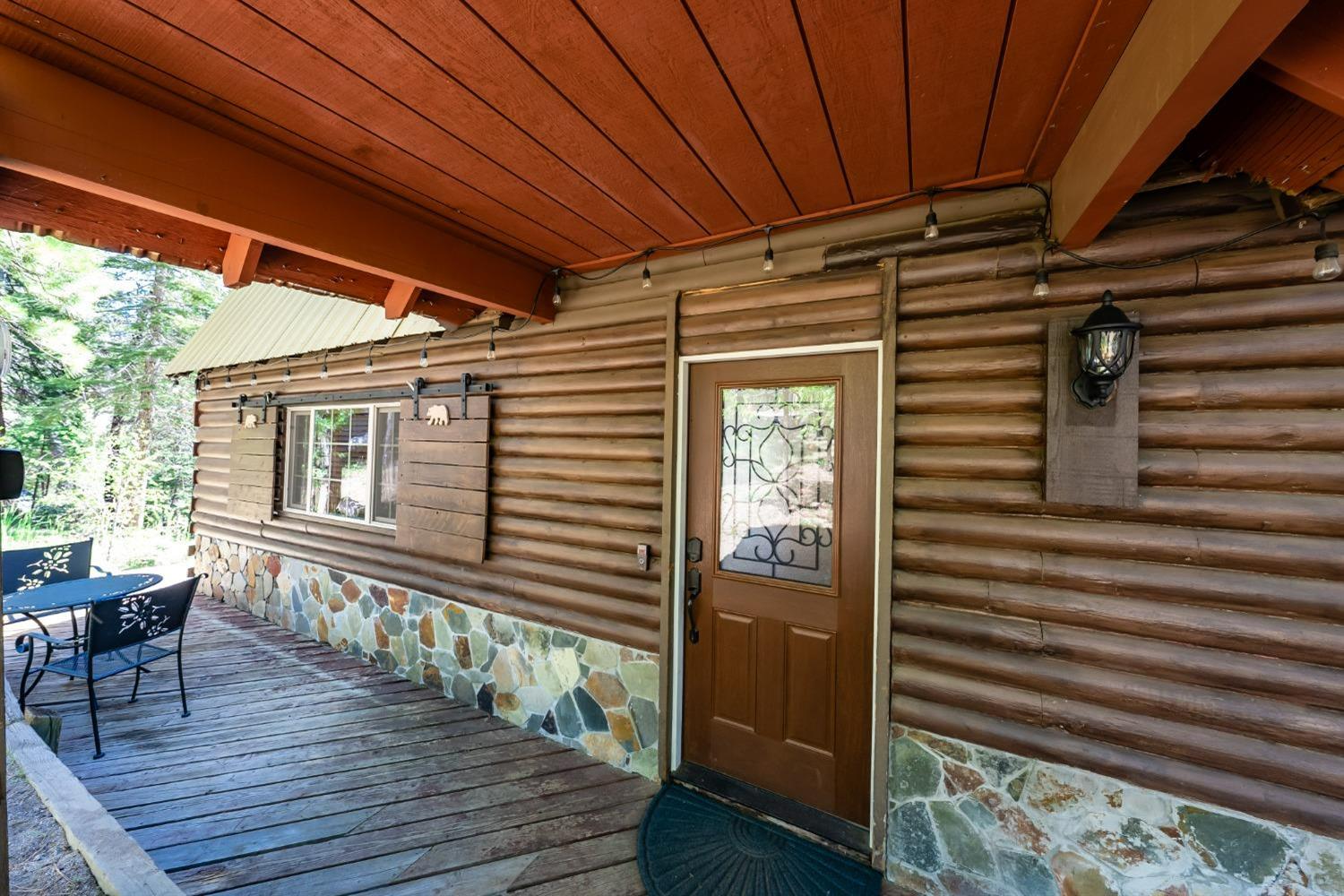 41534 Indian Rock Rd, Shaver Lake, CA 93664