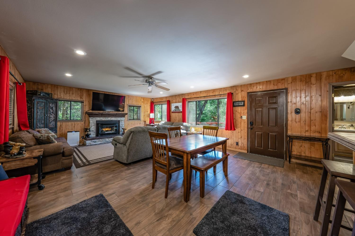 41534 Indian Rock Rd, Shaver Lake, CA 93664