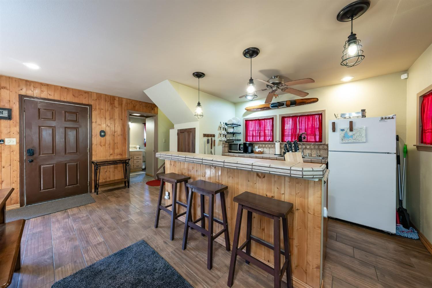 41534 Indian Rock Rd, Shaver Lake, CA 93664