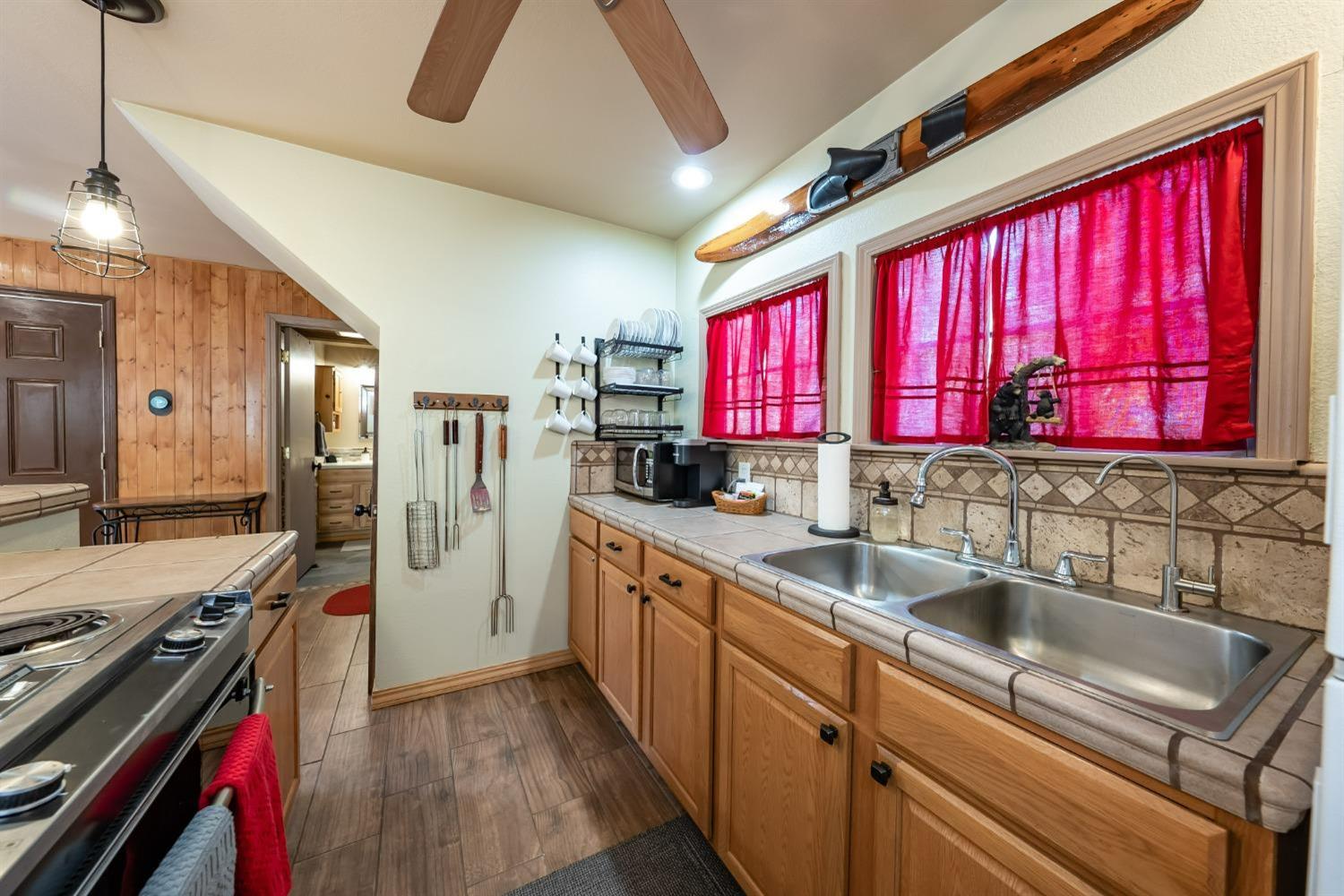 41534 Indian Rock Rd, Shaver Lake, CA 93664