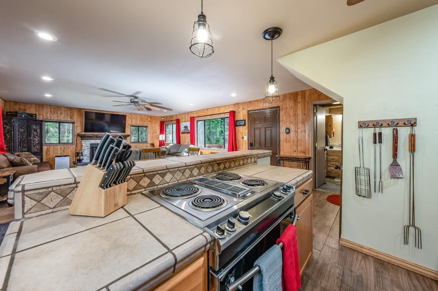 41534 Indian Rock Rd, Shaver Lake, CA 93664