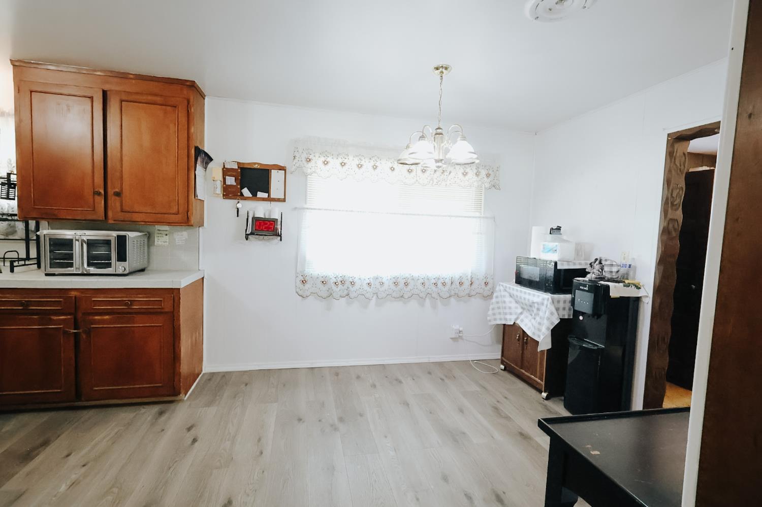 7403 E Alluvial Ave, Clovis, CA 93619