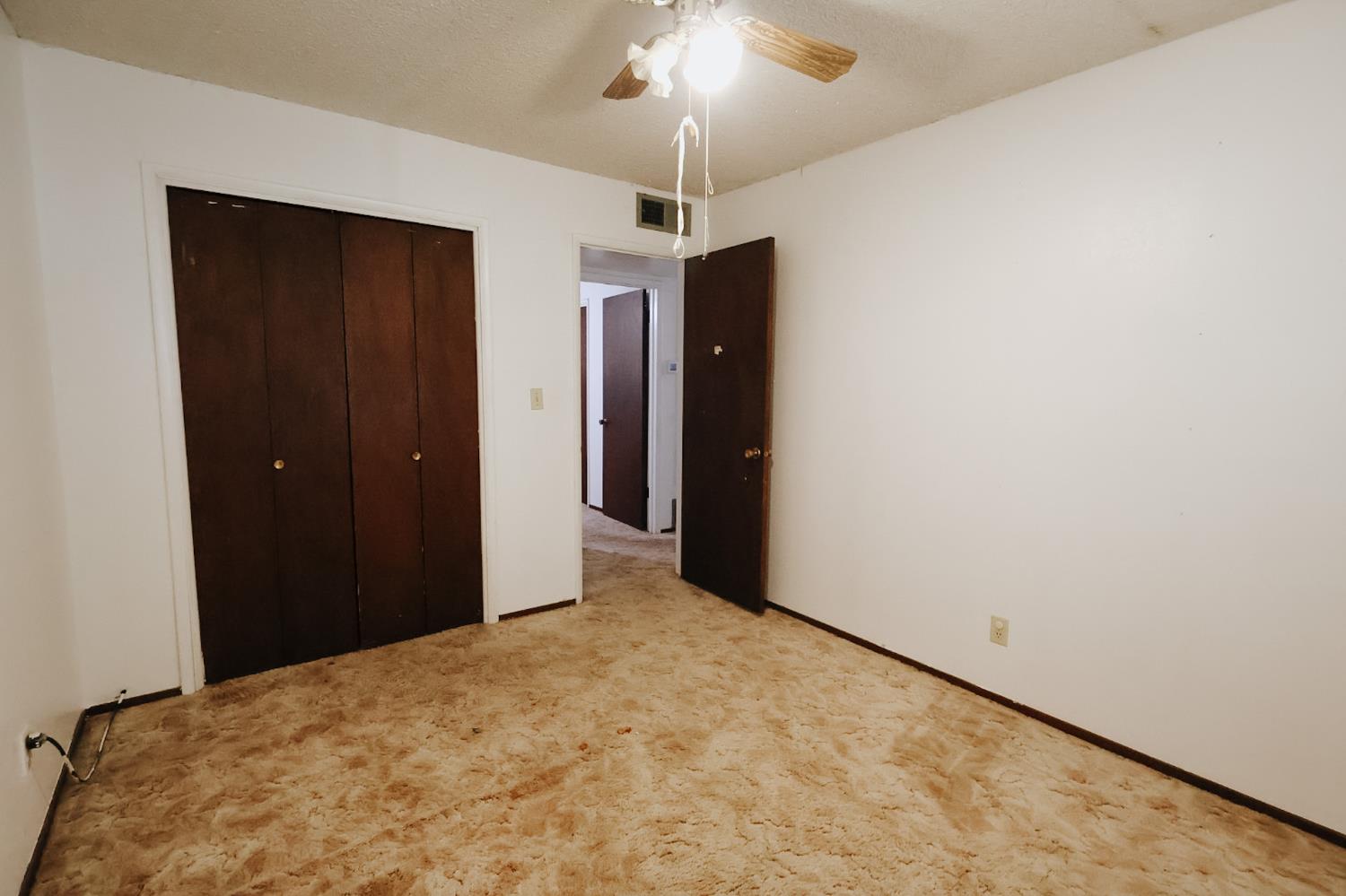 7403 E Alluvial Ave, Clovis, CA 93619