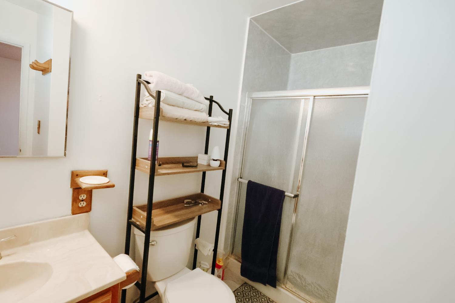 7403 E Alluvial Ave, Clovis, CA 93619