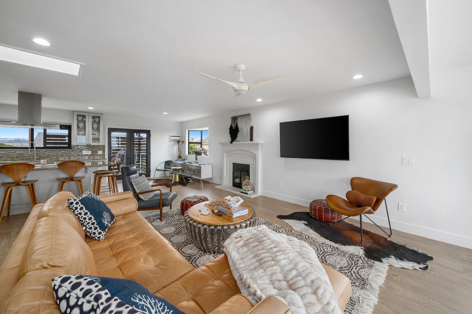 1648 Richard Ave, Cambria, CA 93428