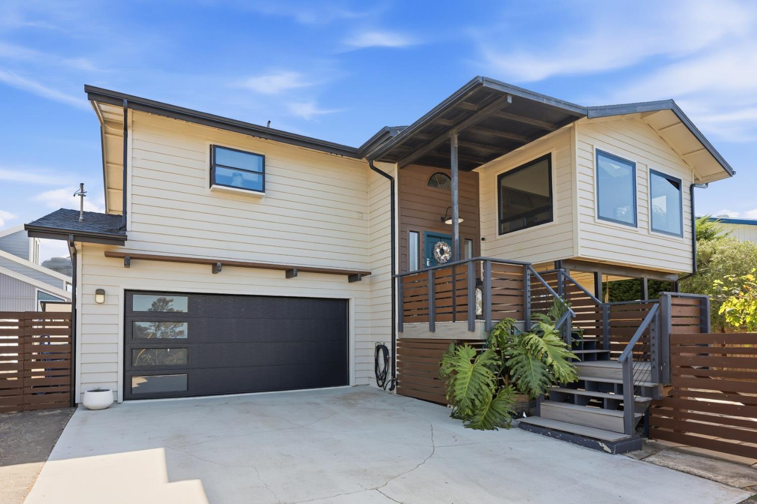 1648 Richard Ave, Cambria, CA 93428