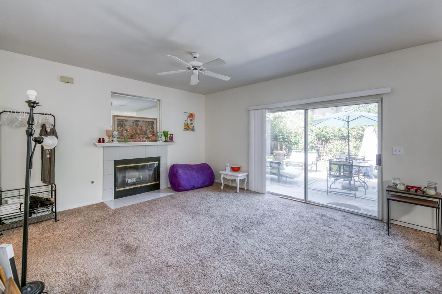 1144 E Province Dr, Fresno, CA 93720