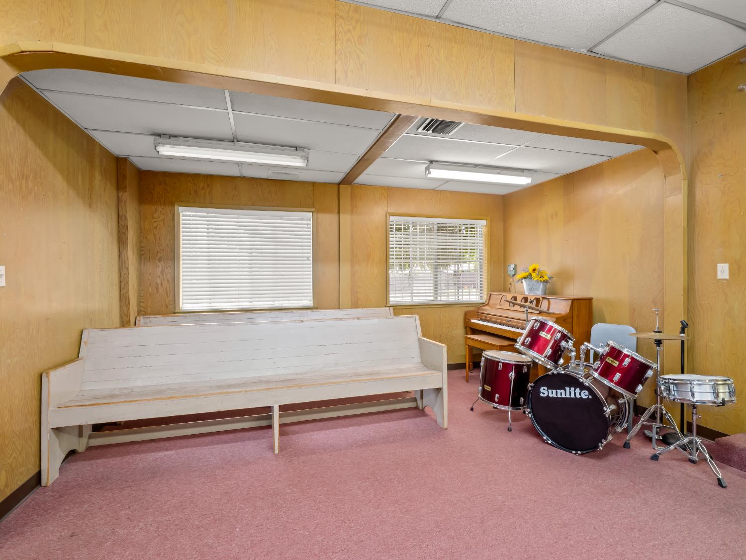 701 Mayor Ave, Fresno, CA 93706