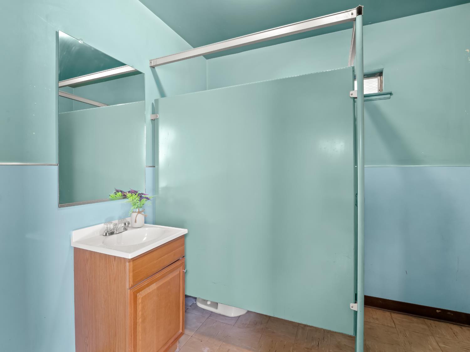 701 Mayor Ave, Fresno, CA 93706