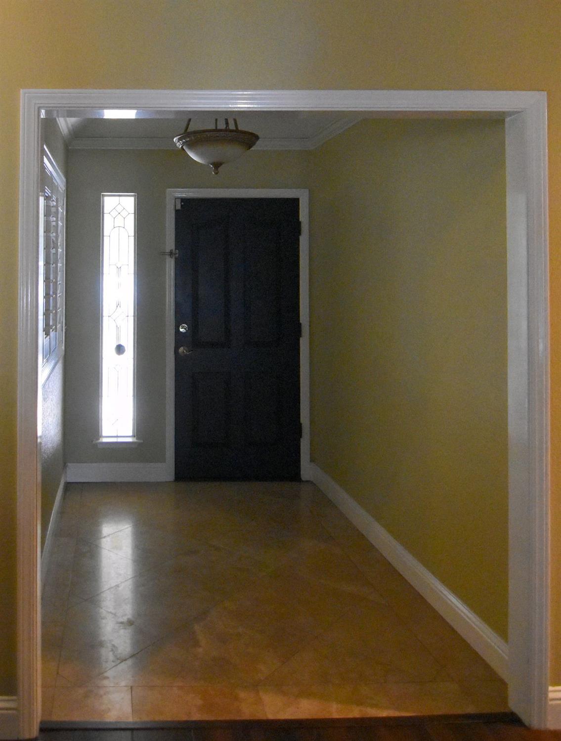 1301 E Cromwell Ave, Fresno, CA 93720