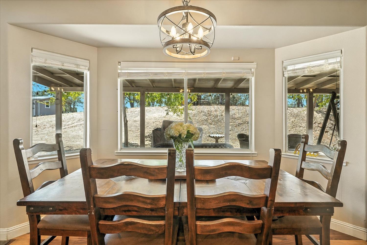 33032 Mill Creek Way, Coarsegold, CA 93614