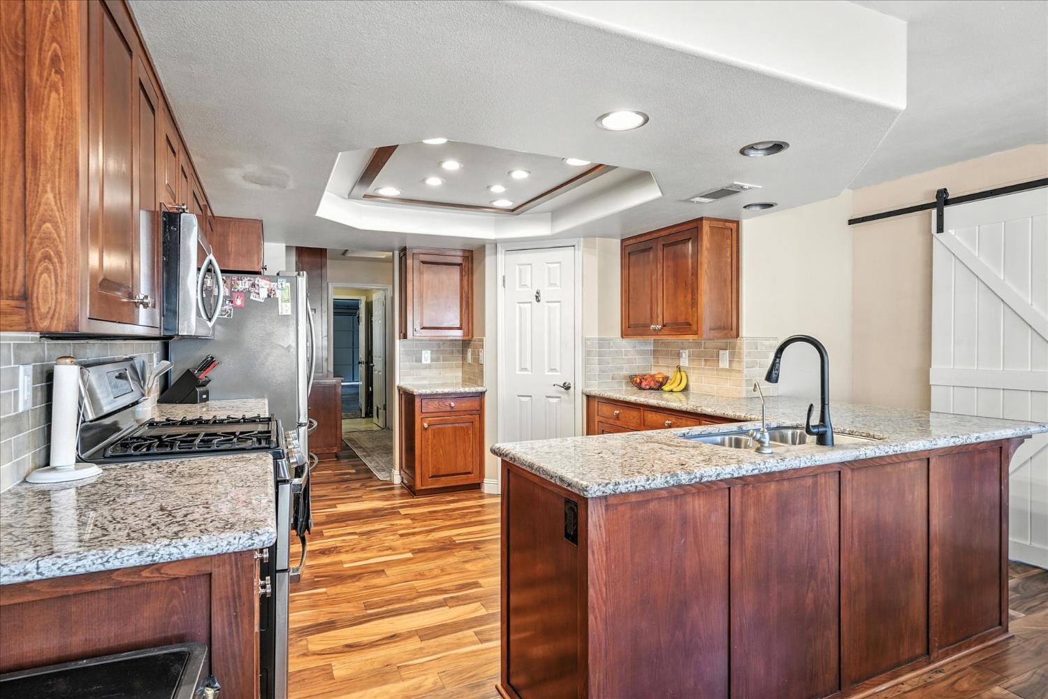 33032 Mill Creek Way, Coarsegold, CA 93614