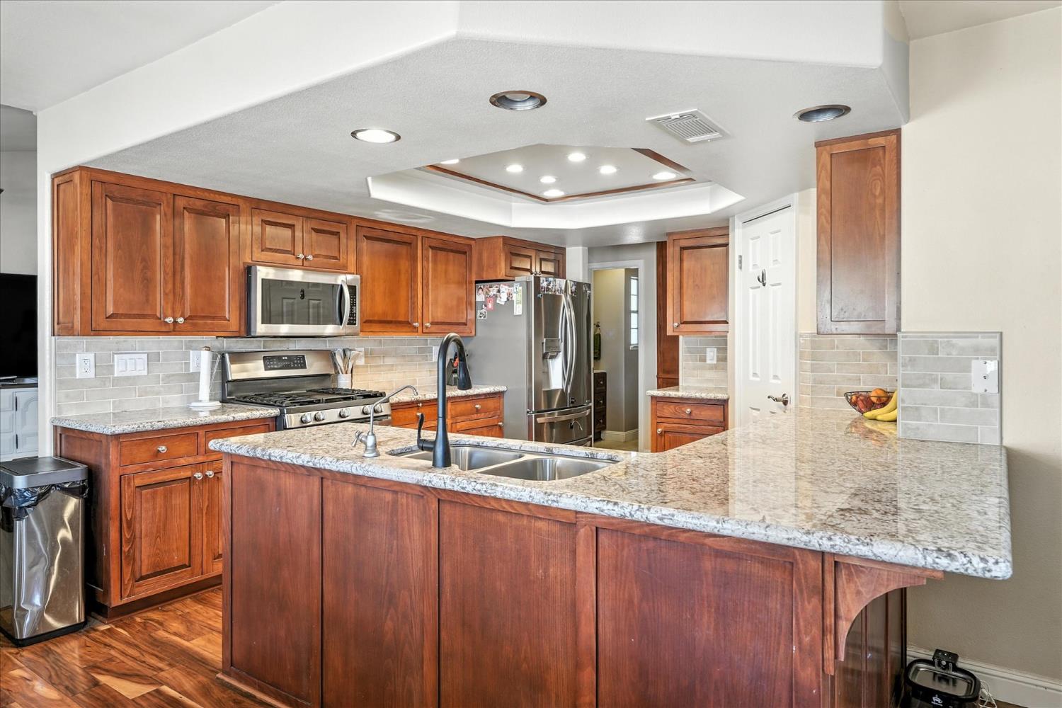 33032 Mill Creek Way, Coarsegold, CA 93614