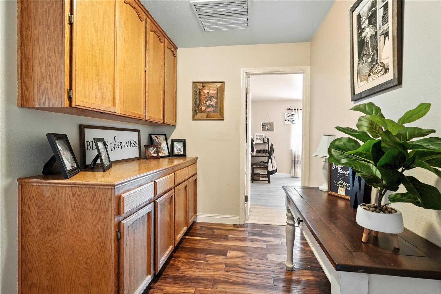 33032 Mill Creek Way, Coarsegold, CA 93614