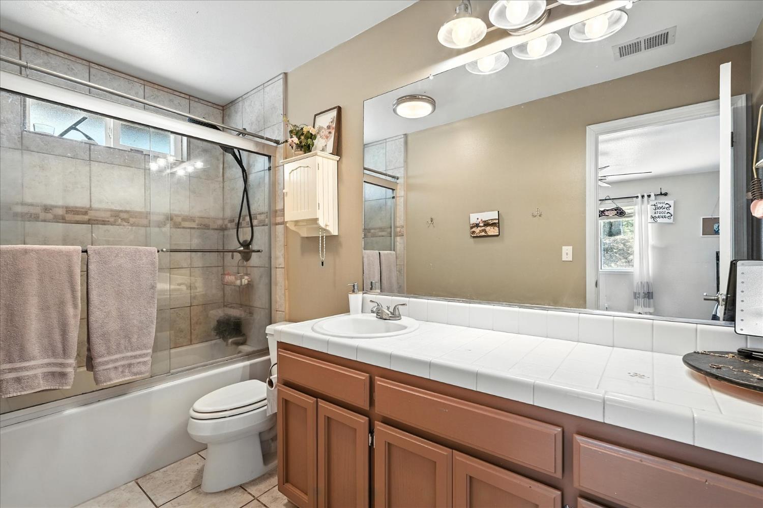 33032 Mill Creek Way, Coarsegold, CA 93614