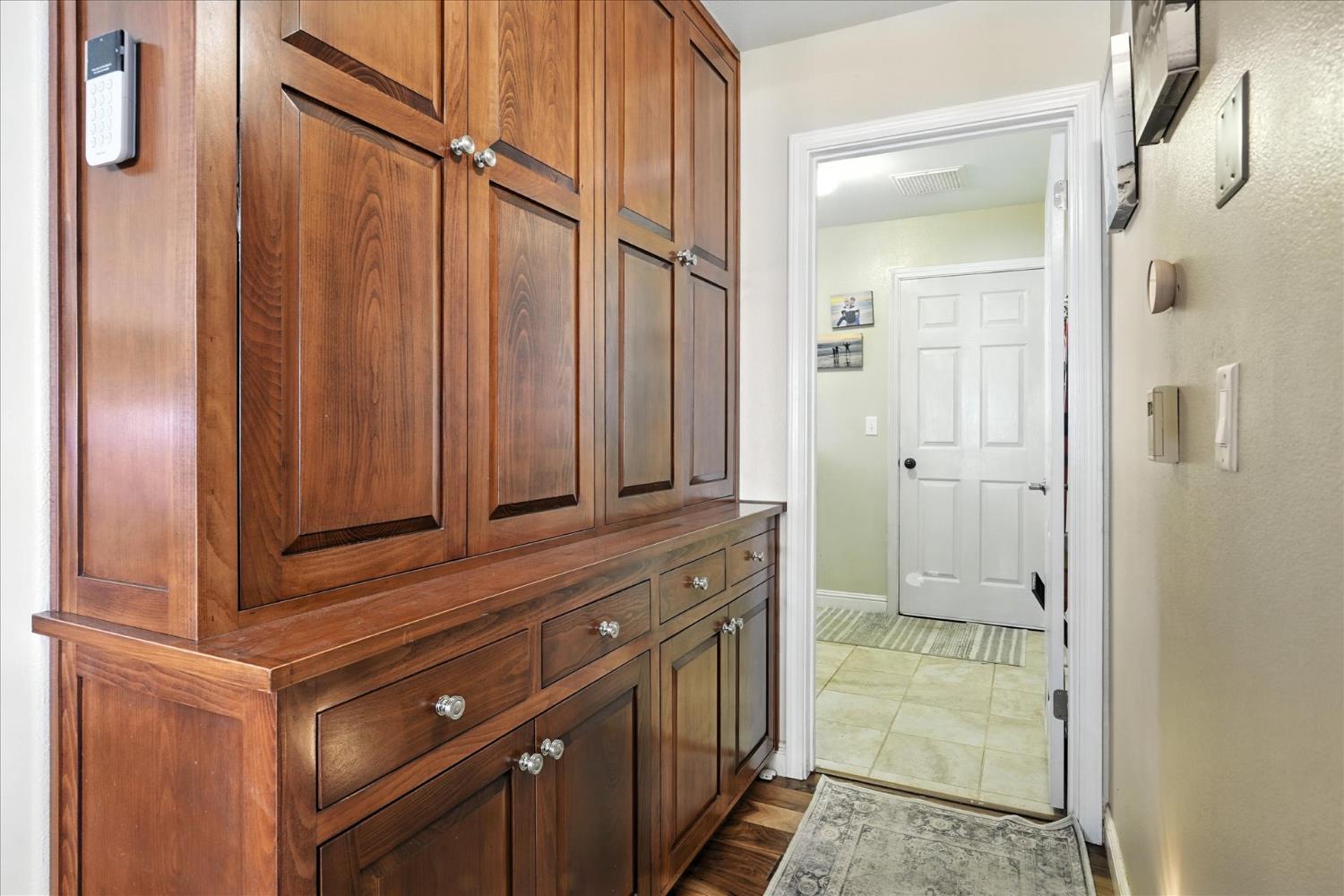 33032 Mill Creek Way, Coarsegold, CA 93614