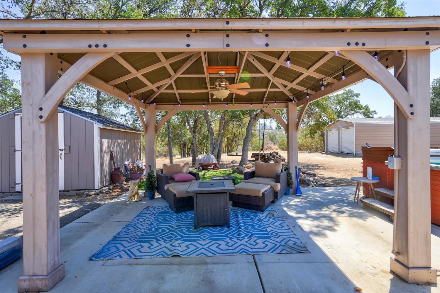 33032 Mill Creek Way, Coarsegold, CA 93614