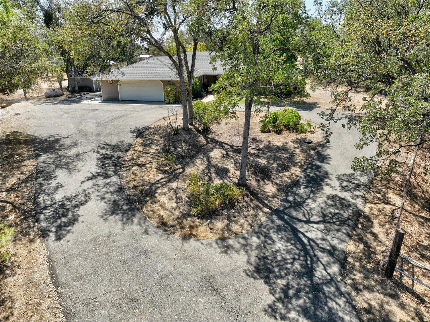 33032 Mill Creek Way, Coarsegold, CA 93614