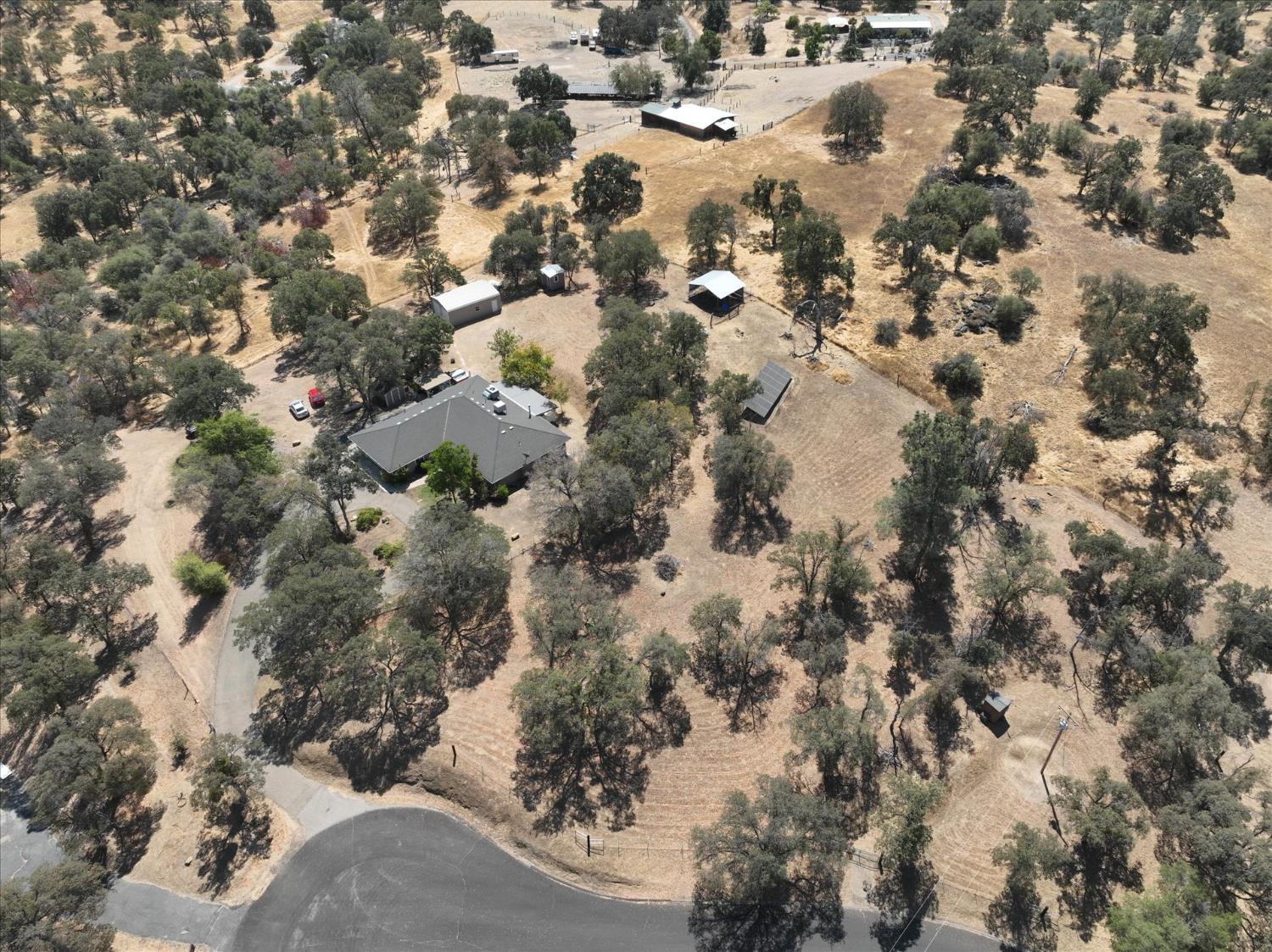 33032 Mill Creek Way, Coarsegold, CA 93614