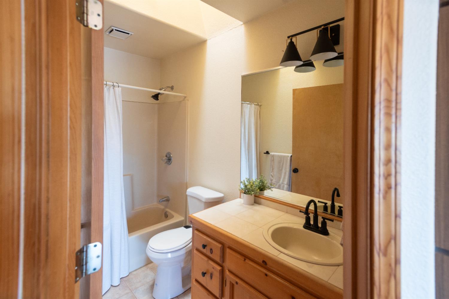 34075 Shaver Springs Rd, Auberry, CA 93602