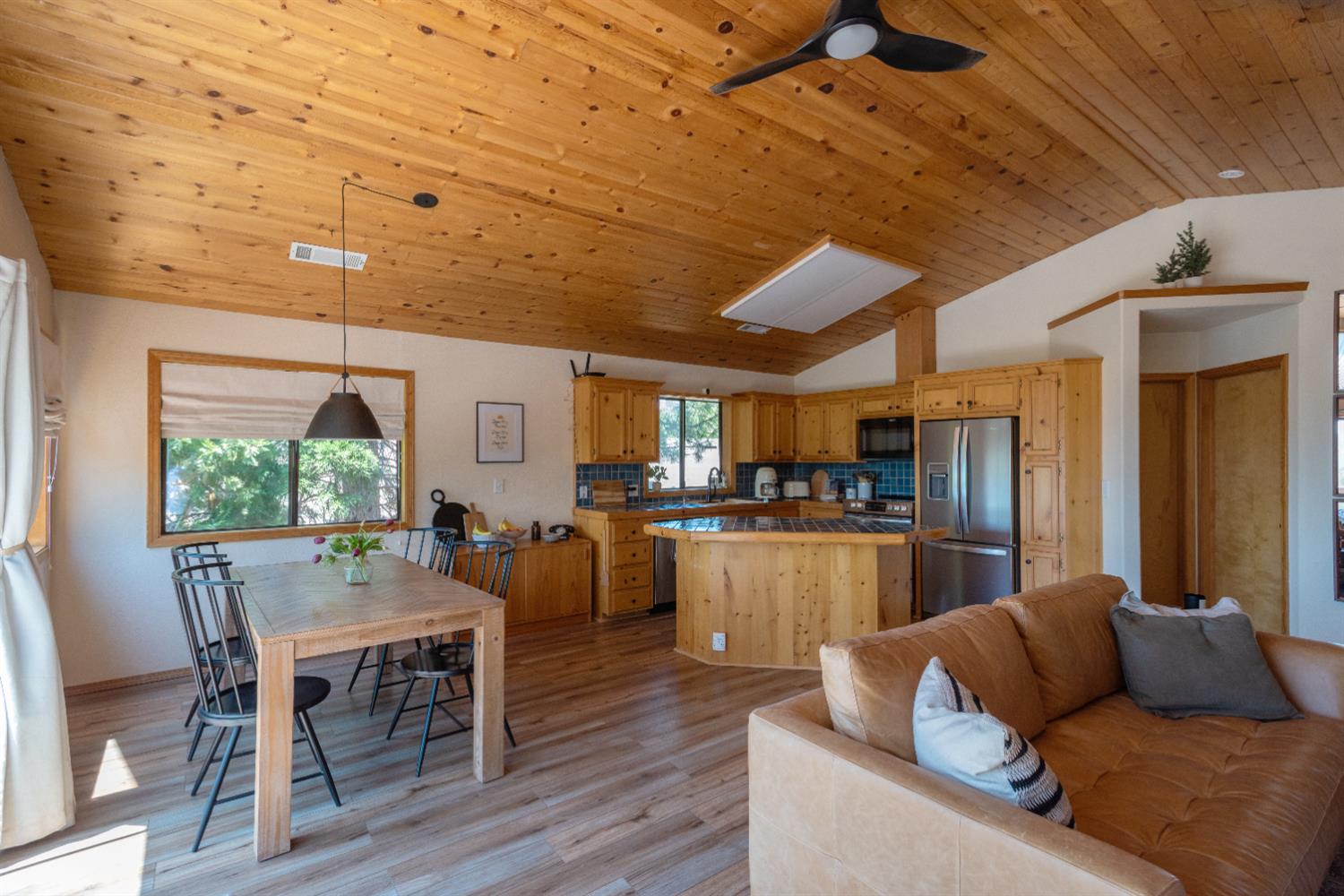 34075 Shaver Springs Rd, Auberry, CA 93602