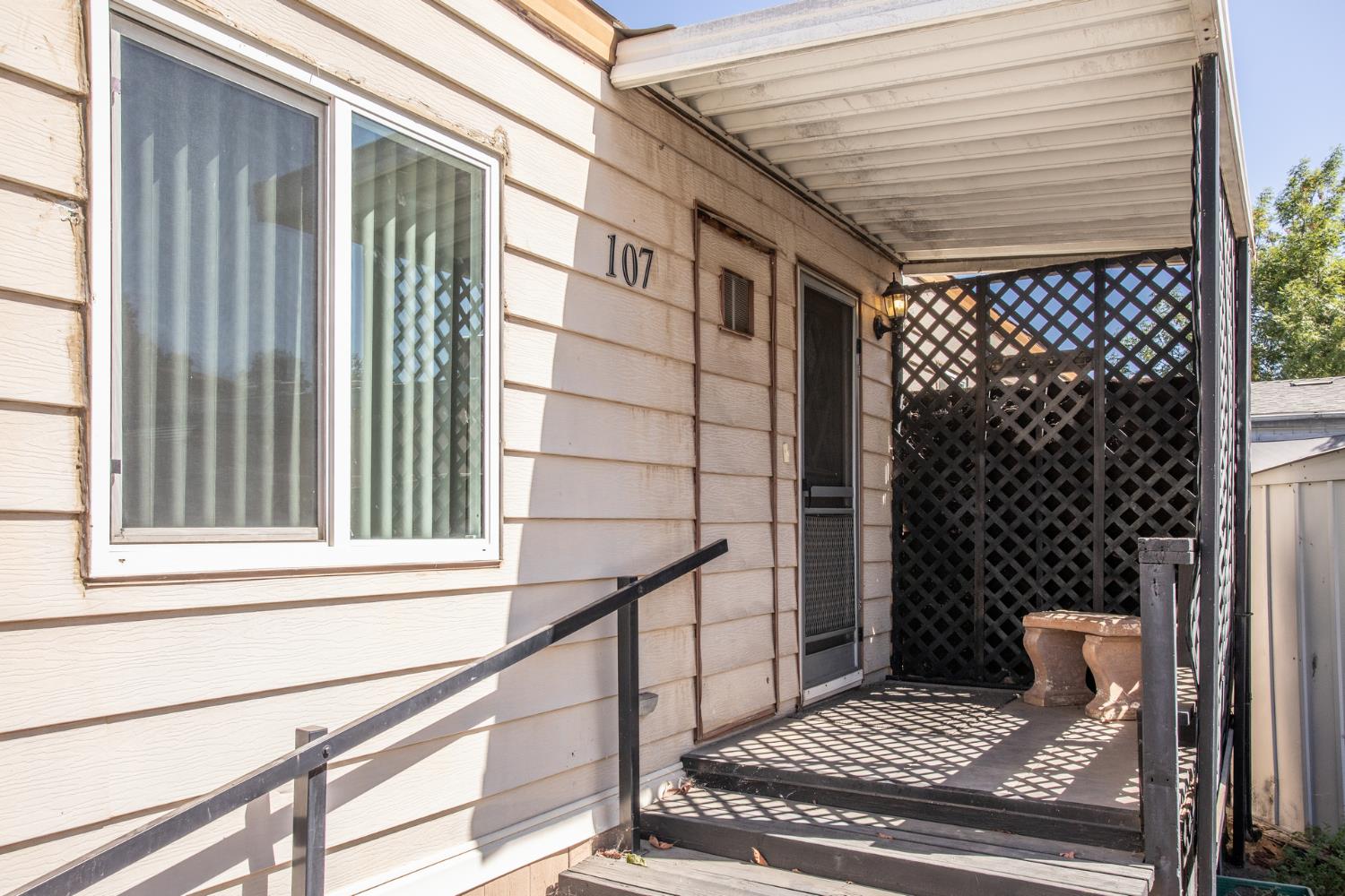 9360 Blackstone Ave #107, Fresno, CA 93720