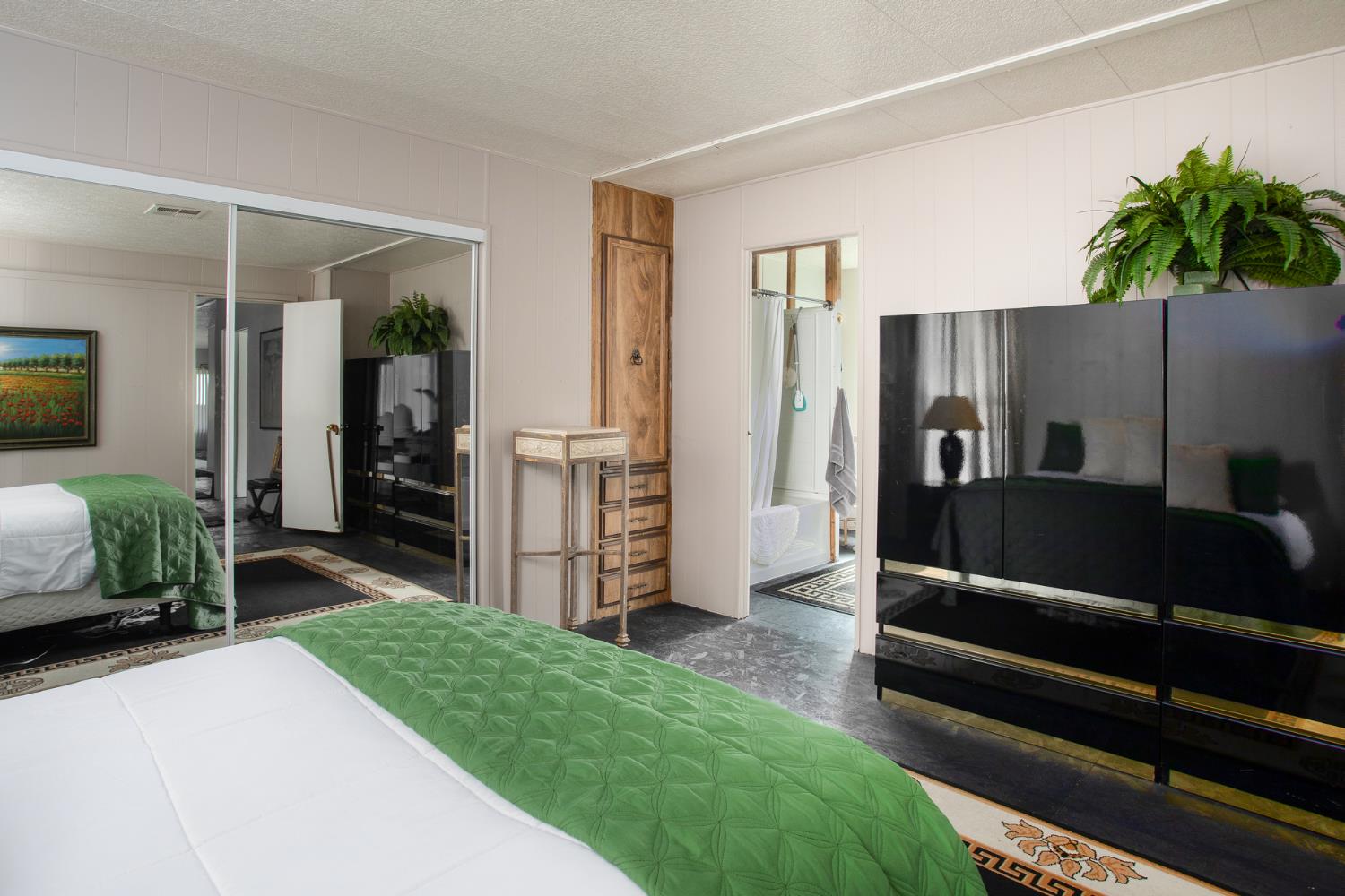 9360 Blackstone Ave #107, Fresno, CA 93720