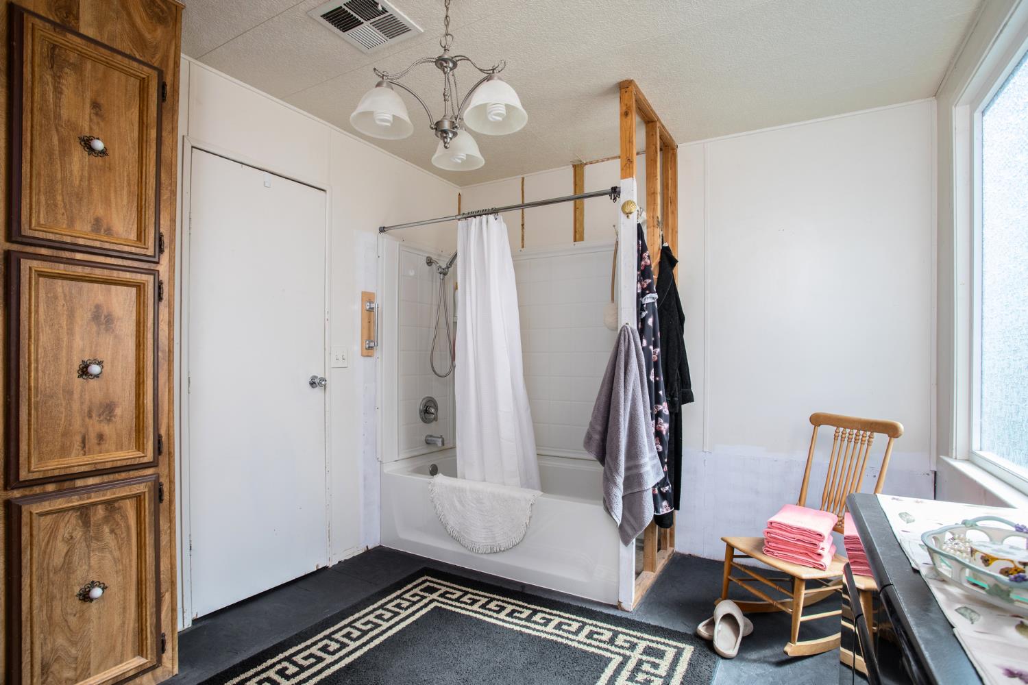 9360 Blackstone Ave #107, Fresno, CA 93720