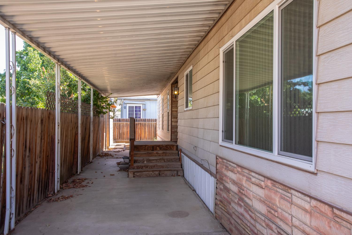 9360 Blackstone Ave #107, Fresno, CA 93720