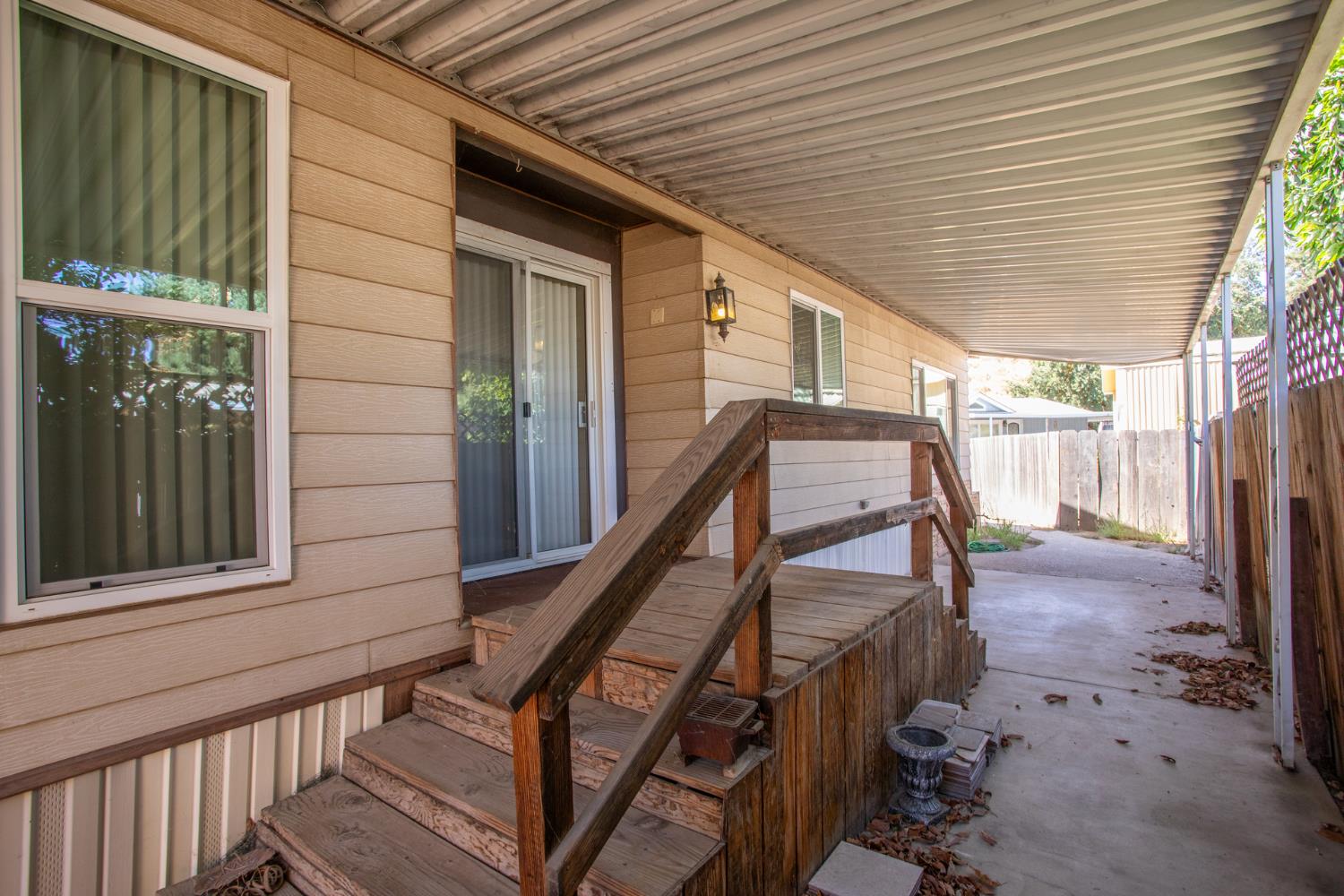 9360 Blackstone Ave #107, Fresno, CA 93720