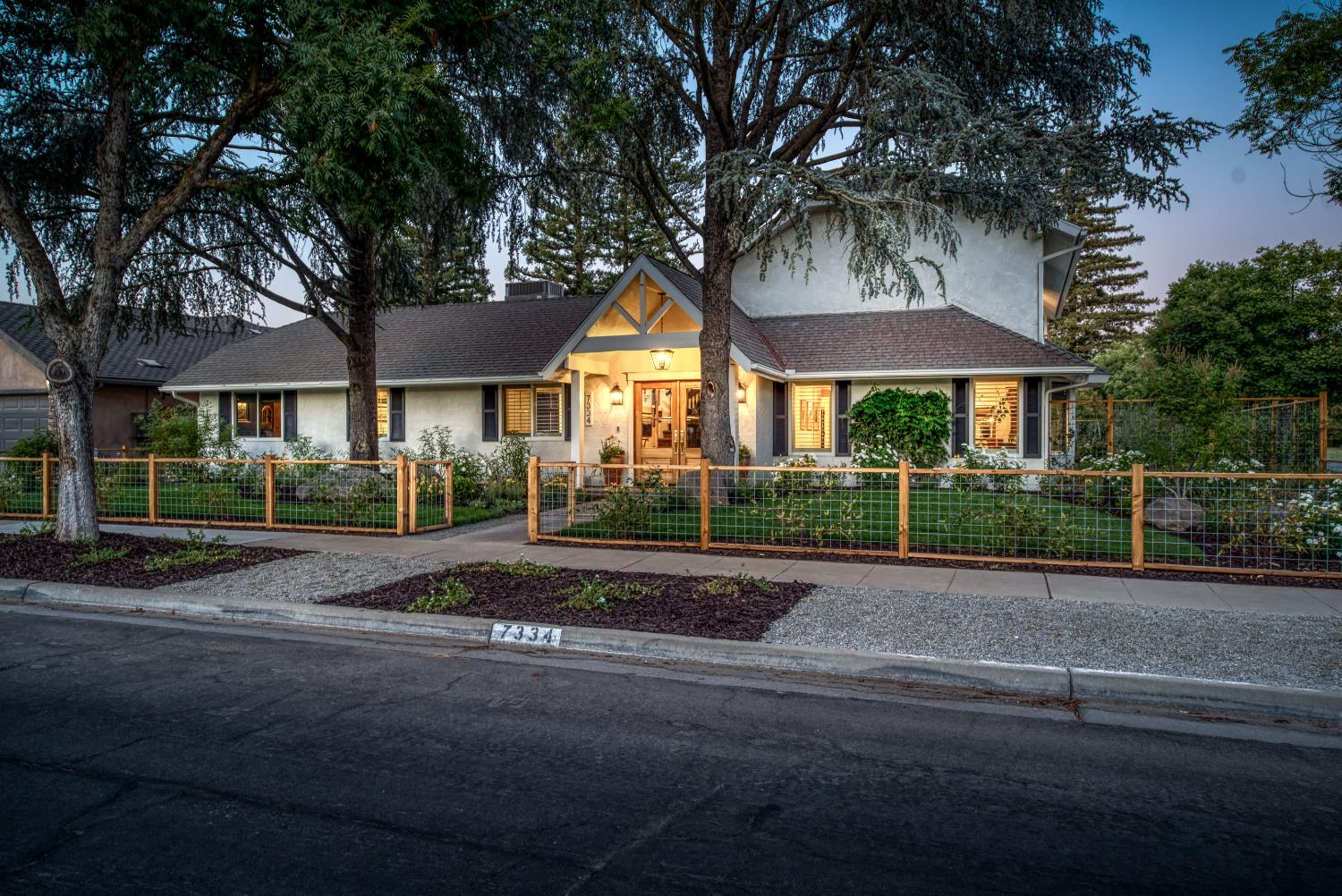 7334 N Teilman Ave, Fresno, CA 93711