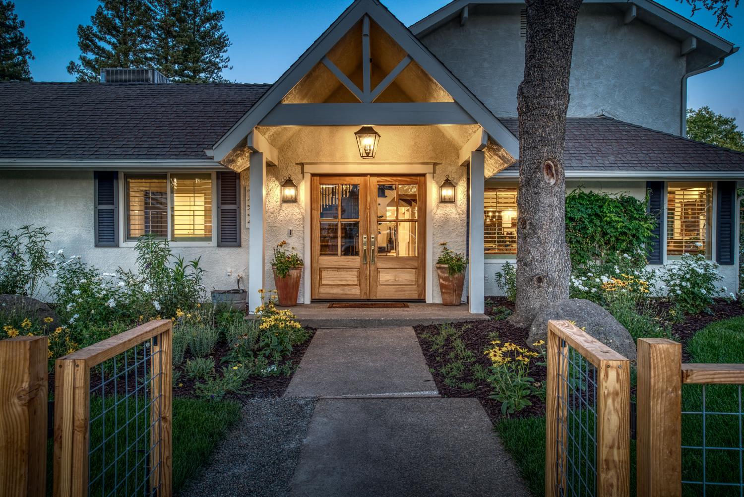 7334 N Teilman Ave, Fresno, CA 93711