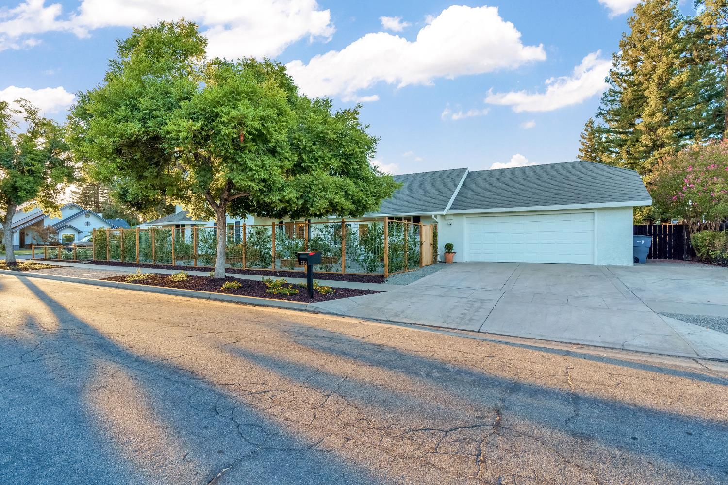 7334 N Teilman Ave, Fresno, CA 93711