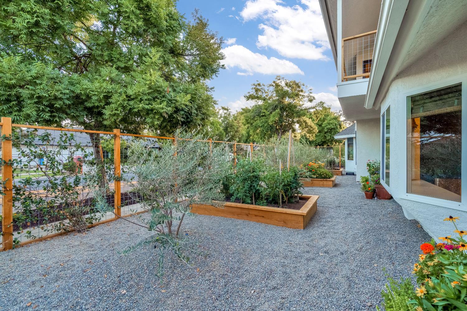 7334 N Teilman Ave, Fresno, CA 93711