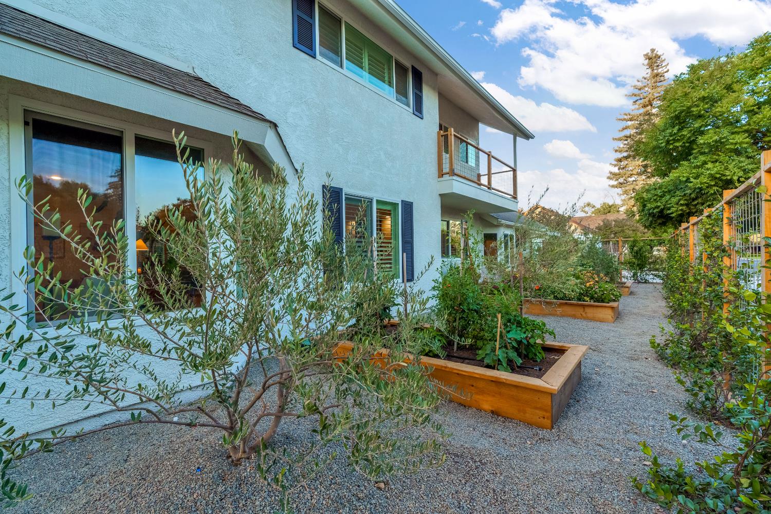 7334 N Teilman Ave, Fresno, CA 93711