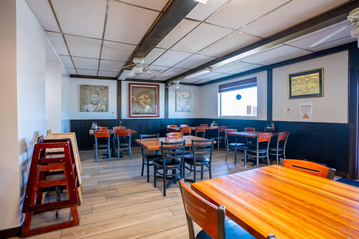 1276 N 1St St, Fresno, CA 93703