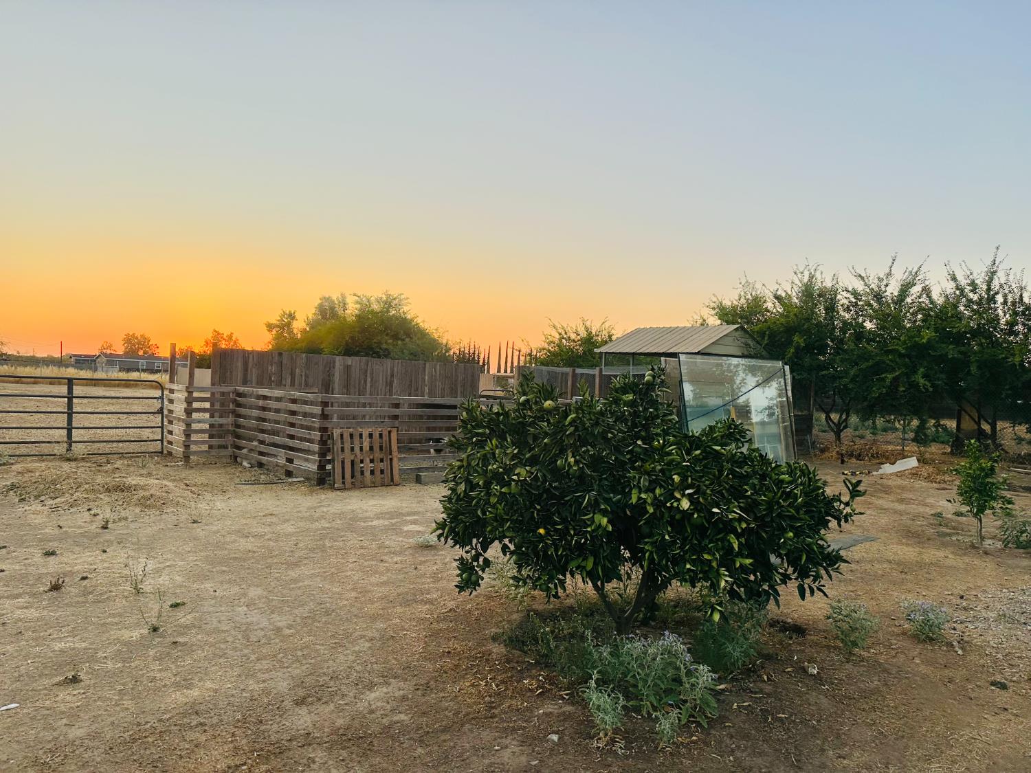 22788 Maple St, Chowchilla, CA 93610