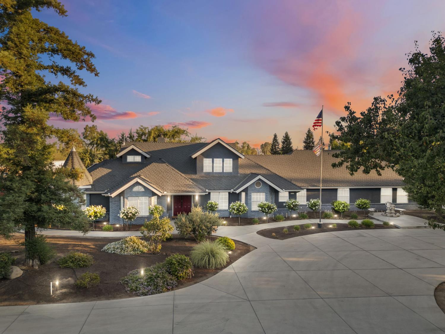 7177 E Fir Ave, Clovis, CA 93619