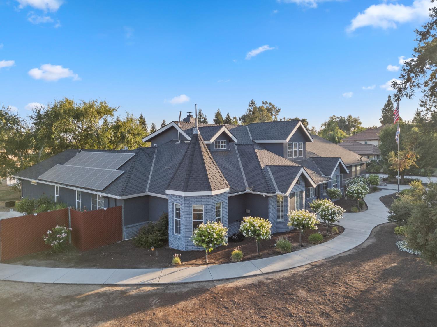 7177 E Fir Ave, Clovis, CA 93619