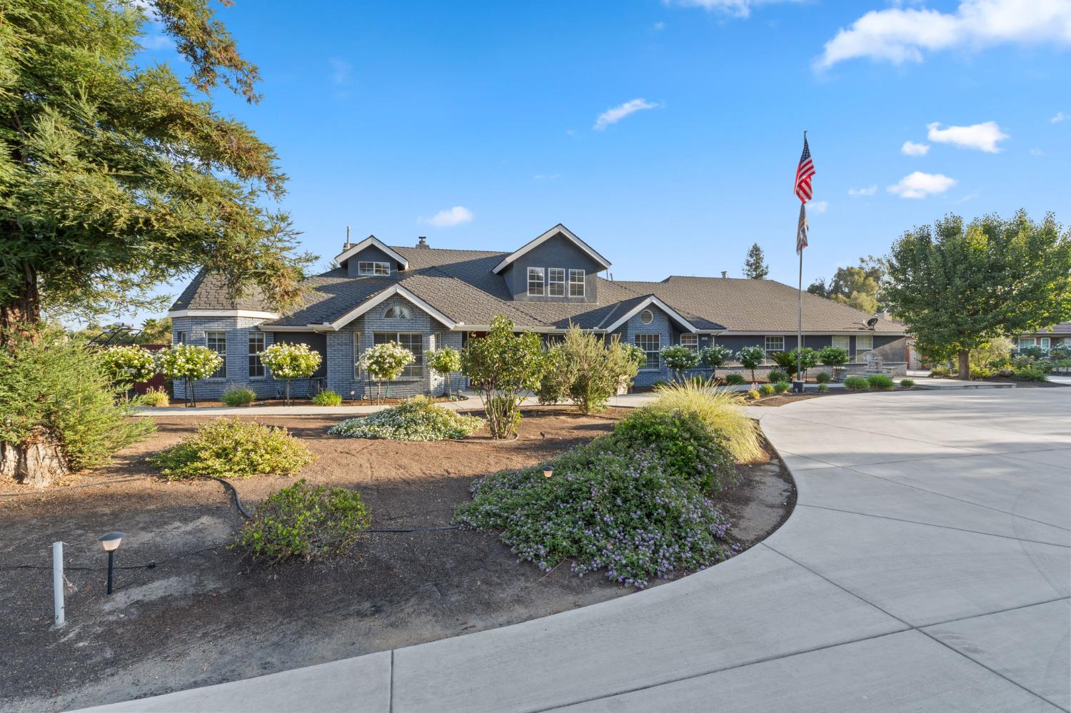 7177 E Fir Ave, Clovis, CA 93619