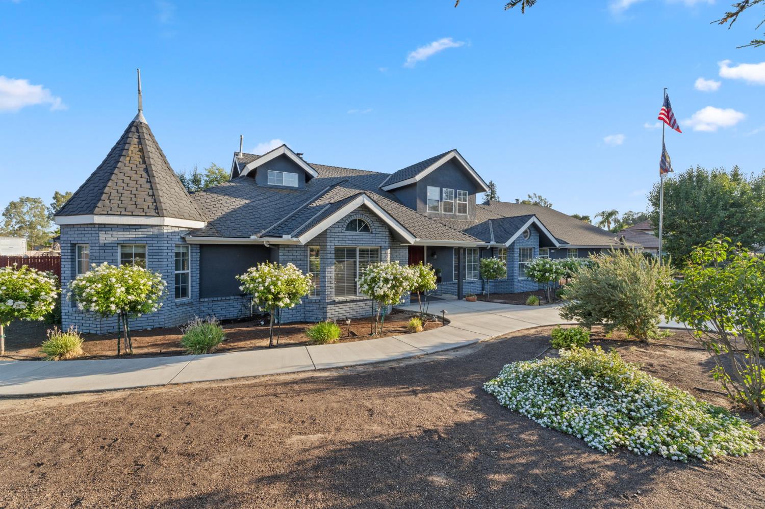 7177 E Fir Ave, Clovis, CA 93619