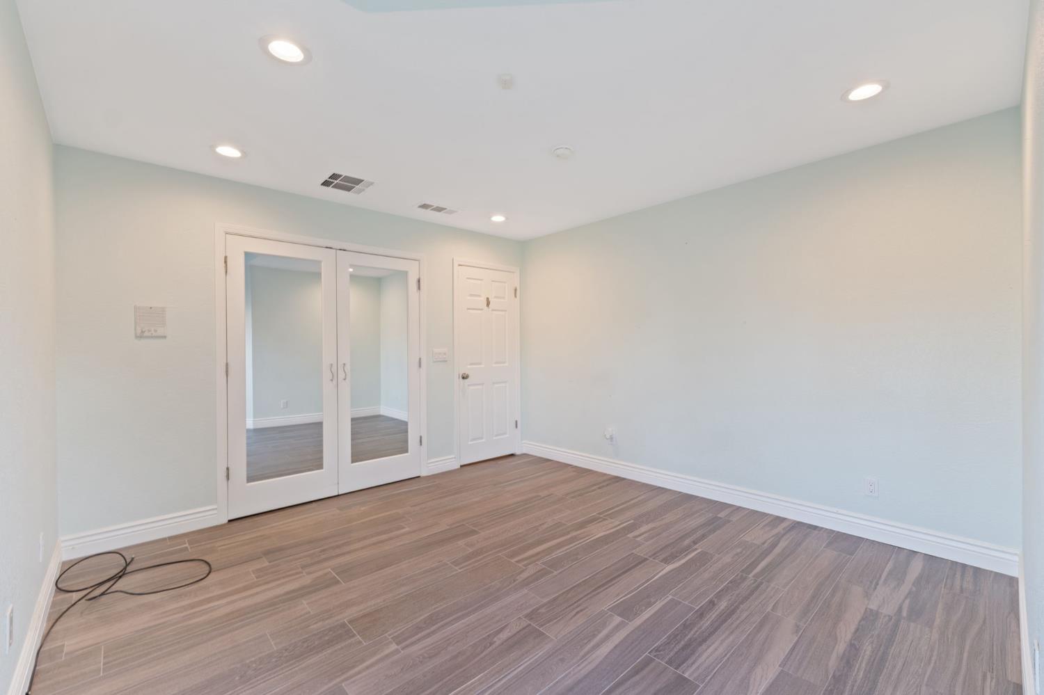 7177 E Fir Ave, Clovis, CA 93619