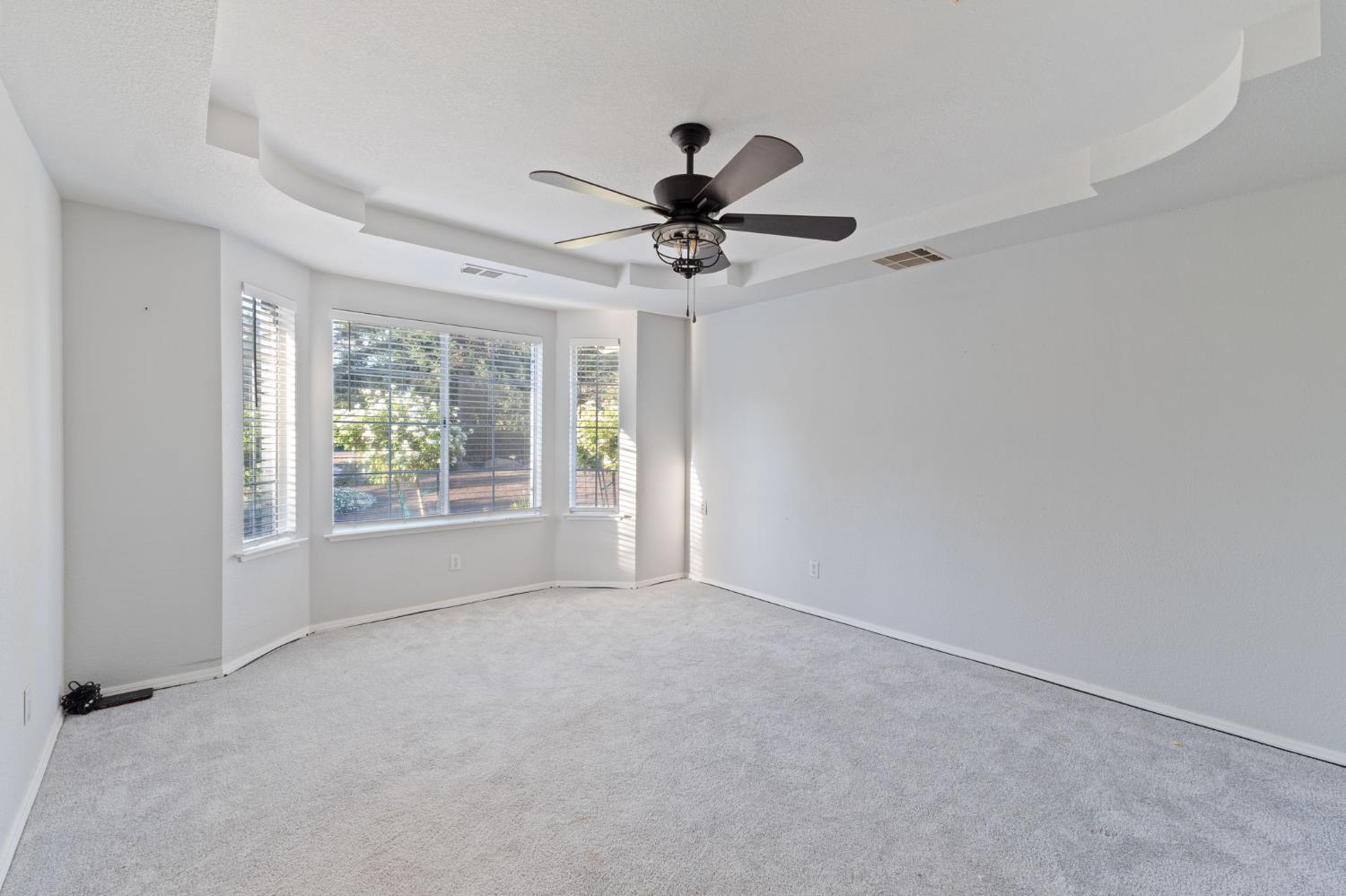 7177 E Fir Ave, Clovis, CA 93619