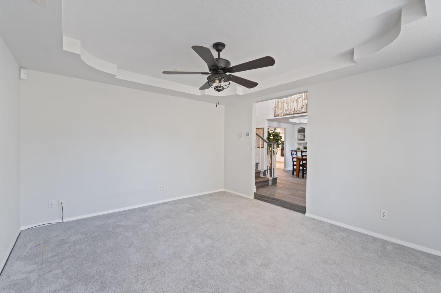 7177 E Fir Ave, Clovis, CA 93619