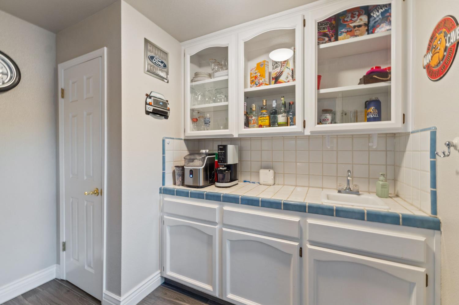 7177 E Fir Ave, Clovis, CA 93619