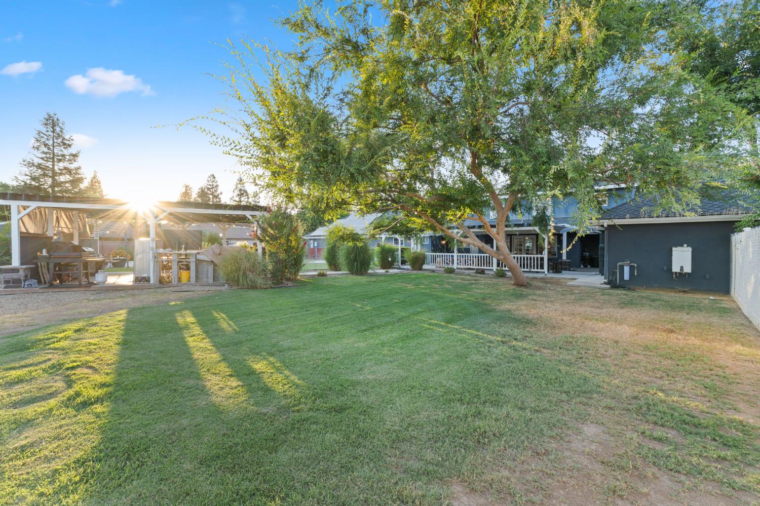 7177 E Fir Ave, Clovis, CA 93619